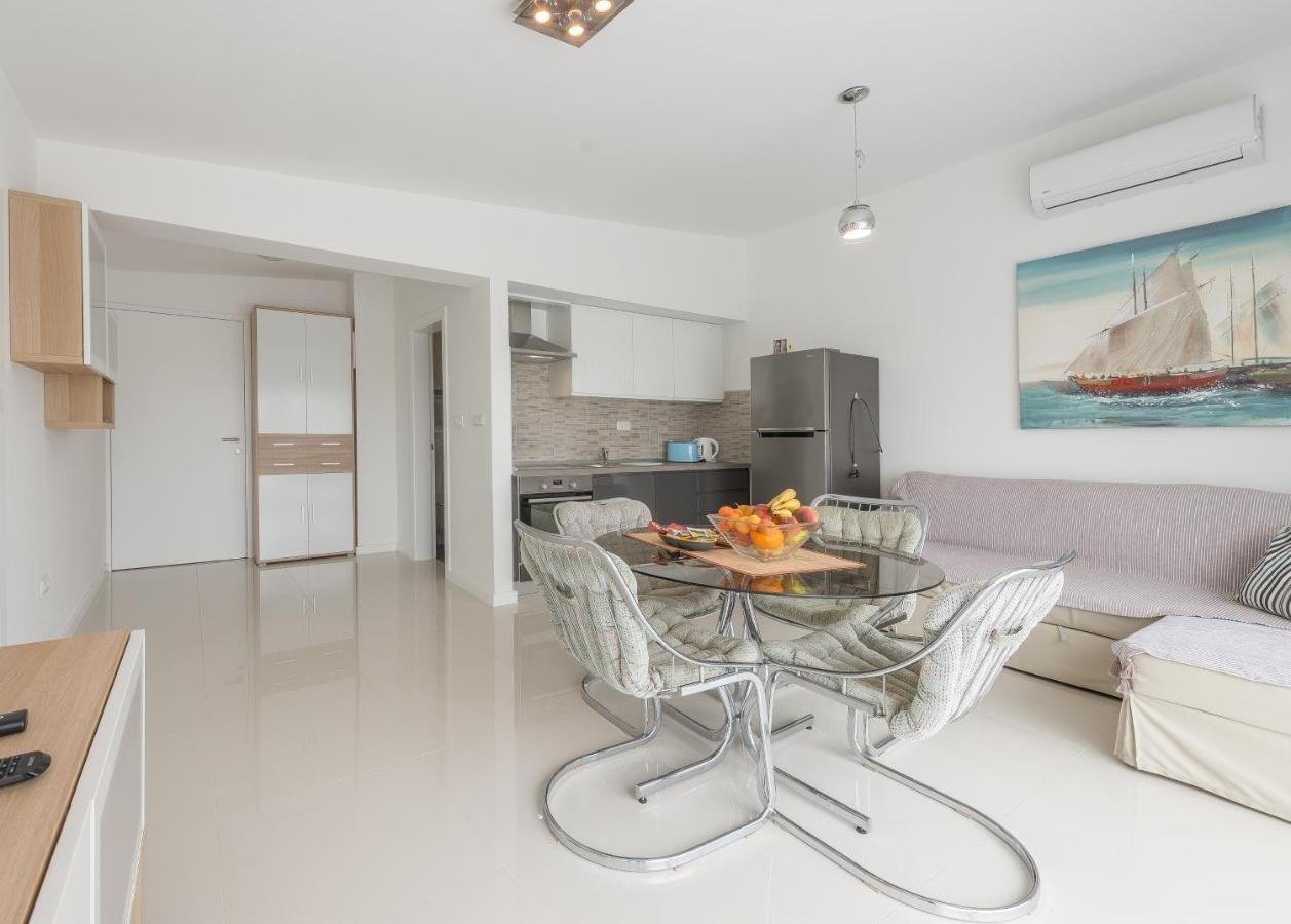 Windrose Apartments Vir Dış mekan fotoğraf