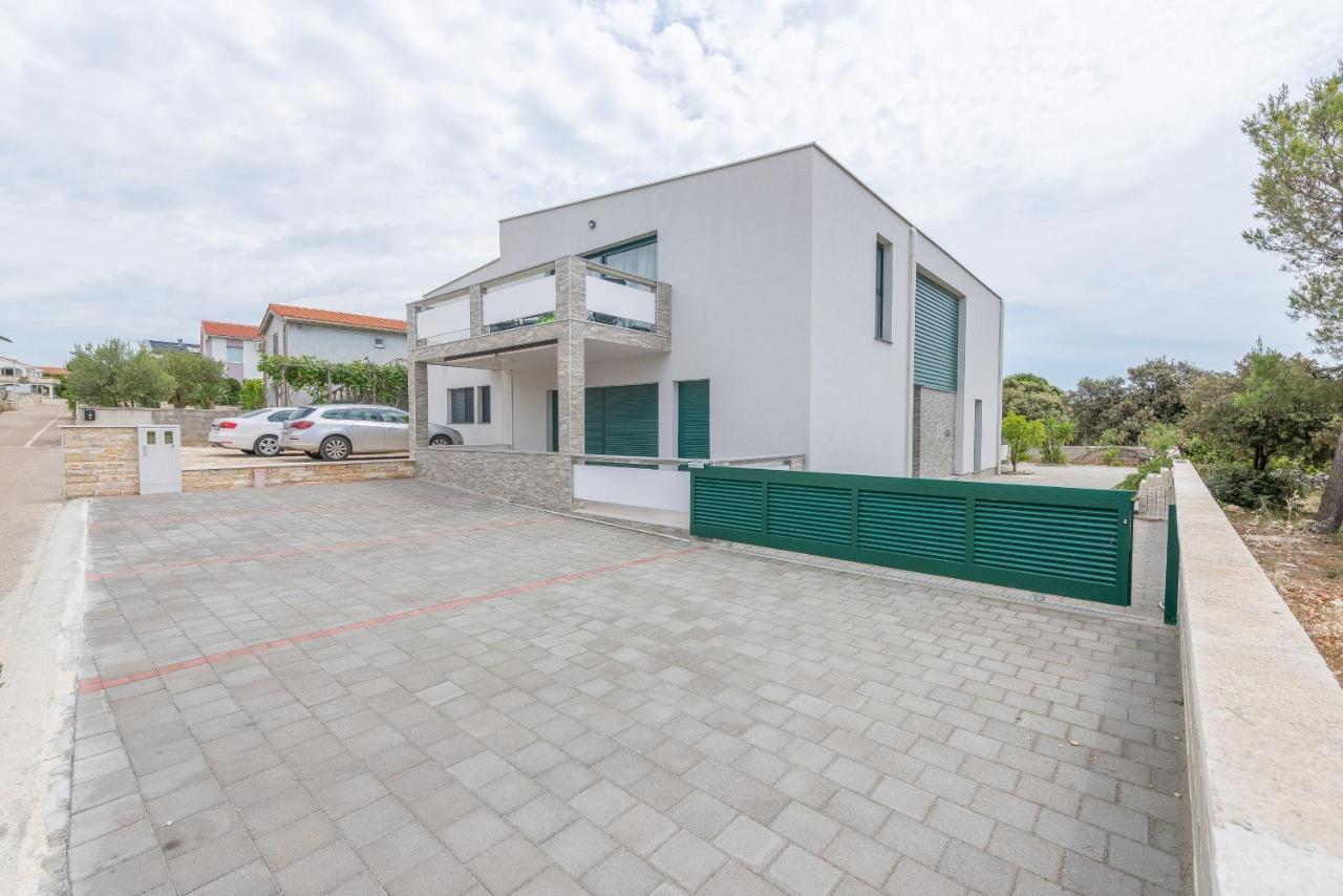 Windrose Apartments Vir Dış mekan fotoğraf