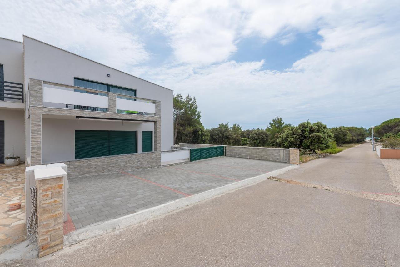 Windrose Apartments Vir Dış mekan fotoğraf
