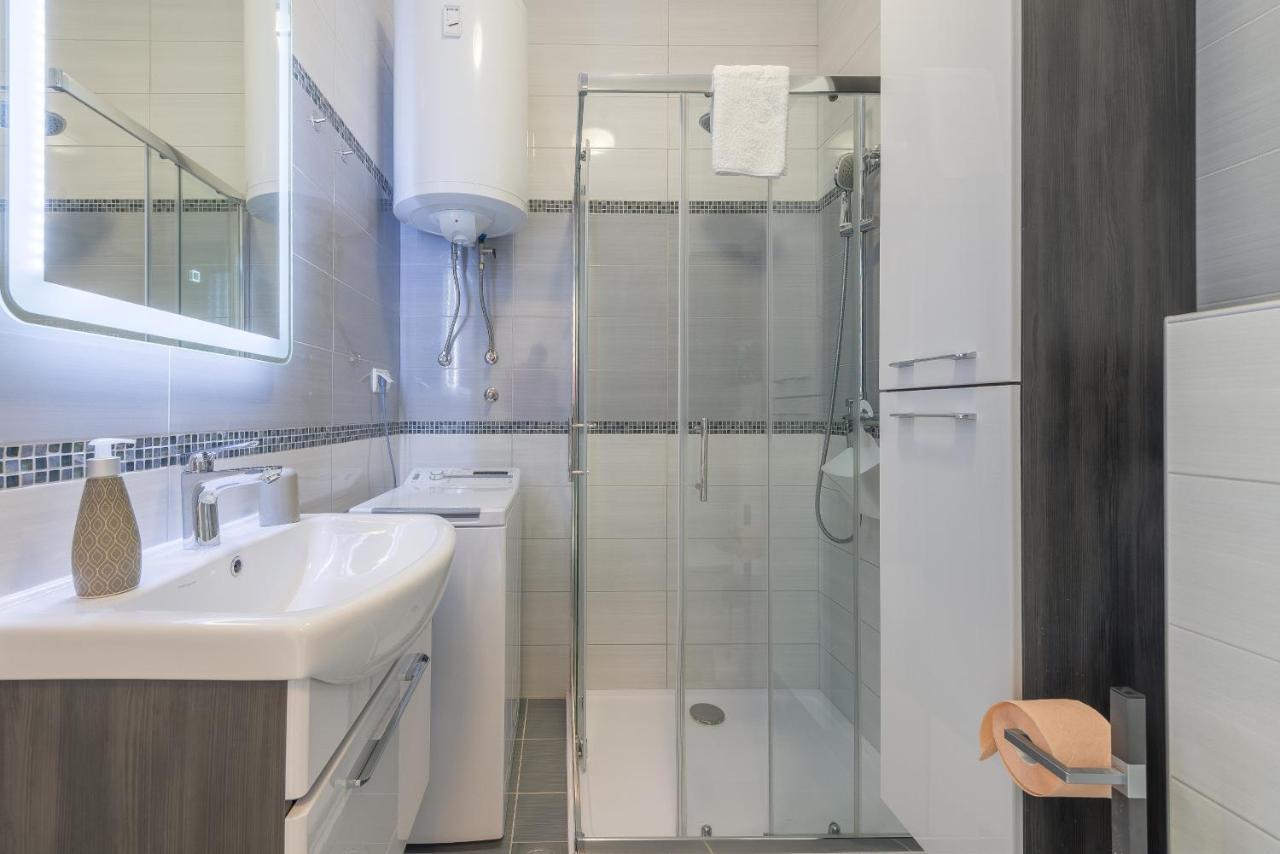 Windrose Apartments Vir Dış mekan fotoğraf