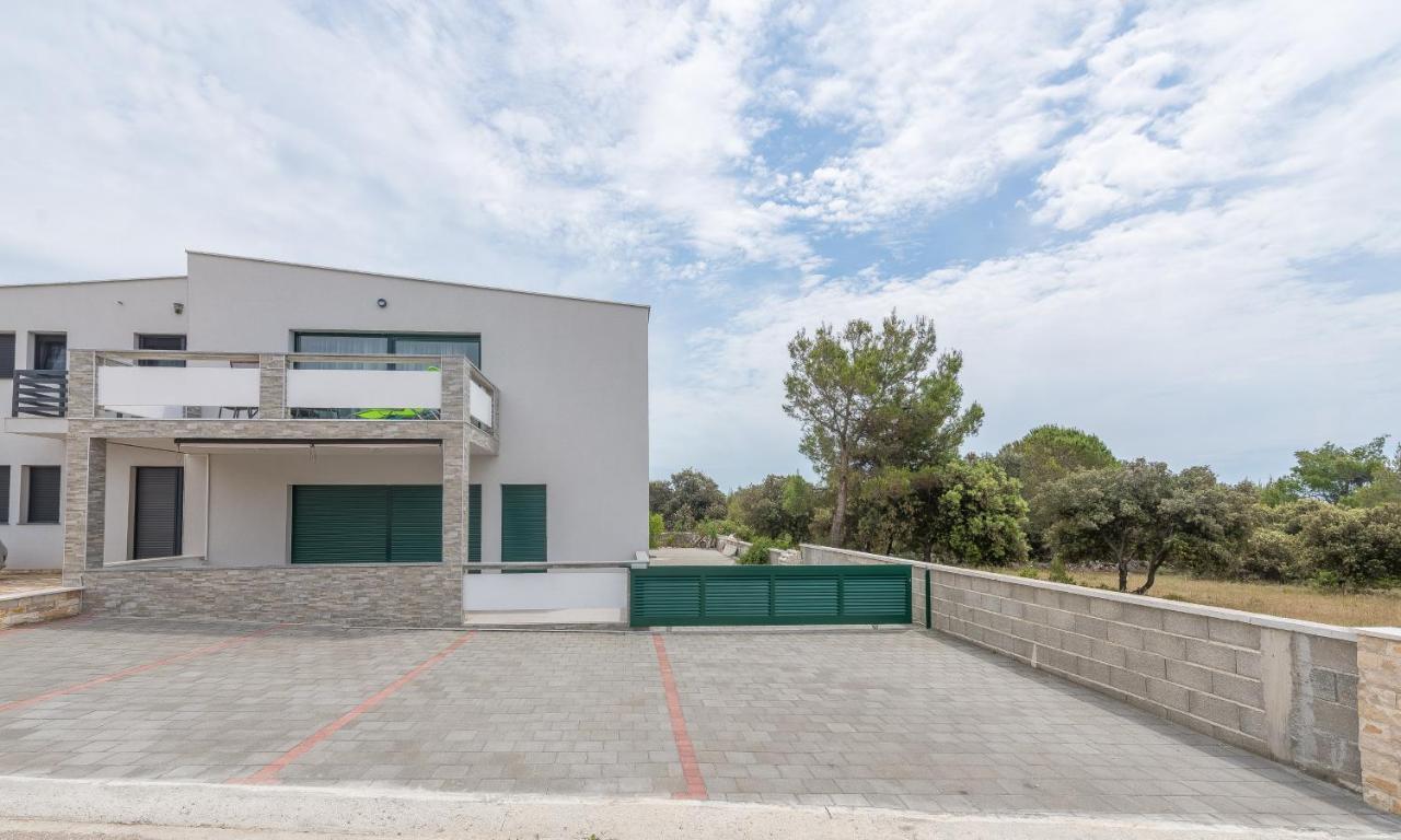 Windrose Apartments Vir Dış mekan fotoğraf