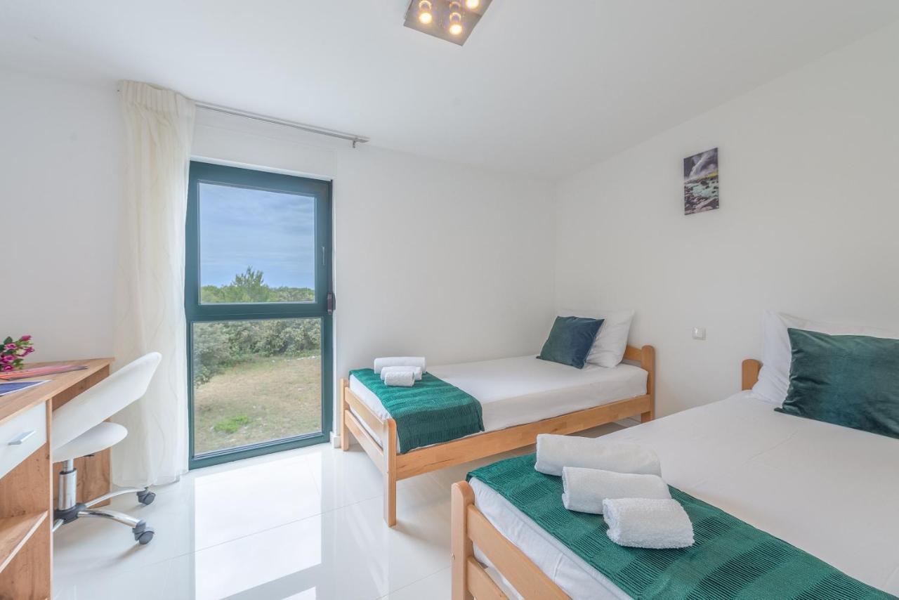 Windrose Apartments Vir Dış mekan fotoğraf
